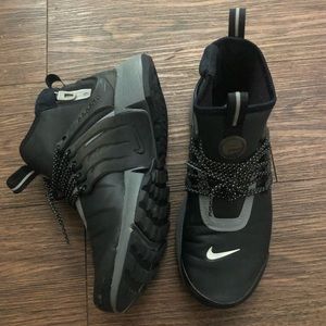 Nike Air Presto Mid Utility women’s size 7